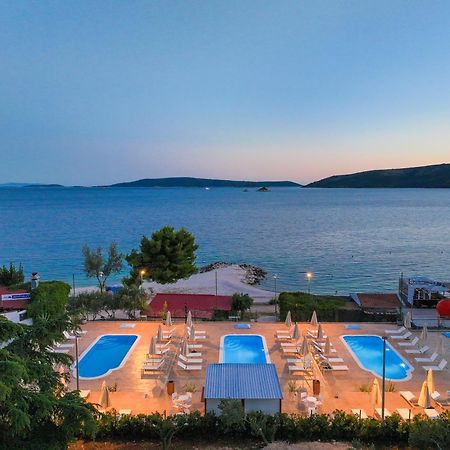 Apartments Medena Budget Trogir Exterior foto