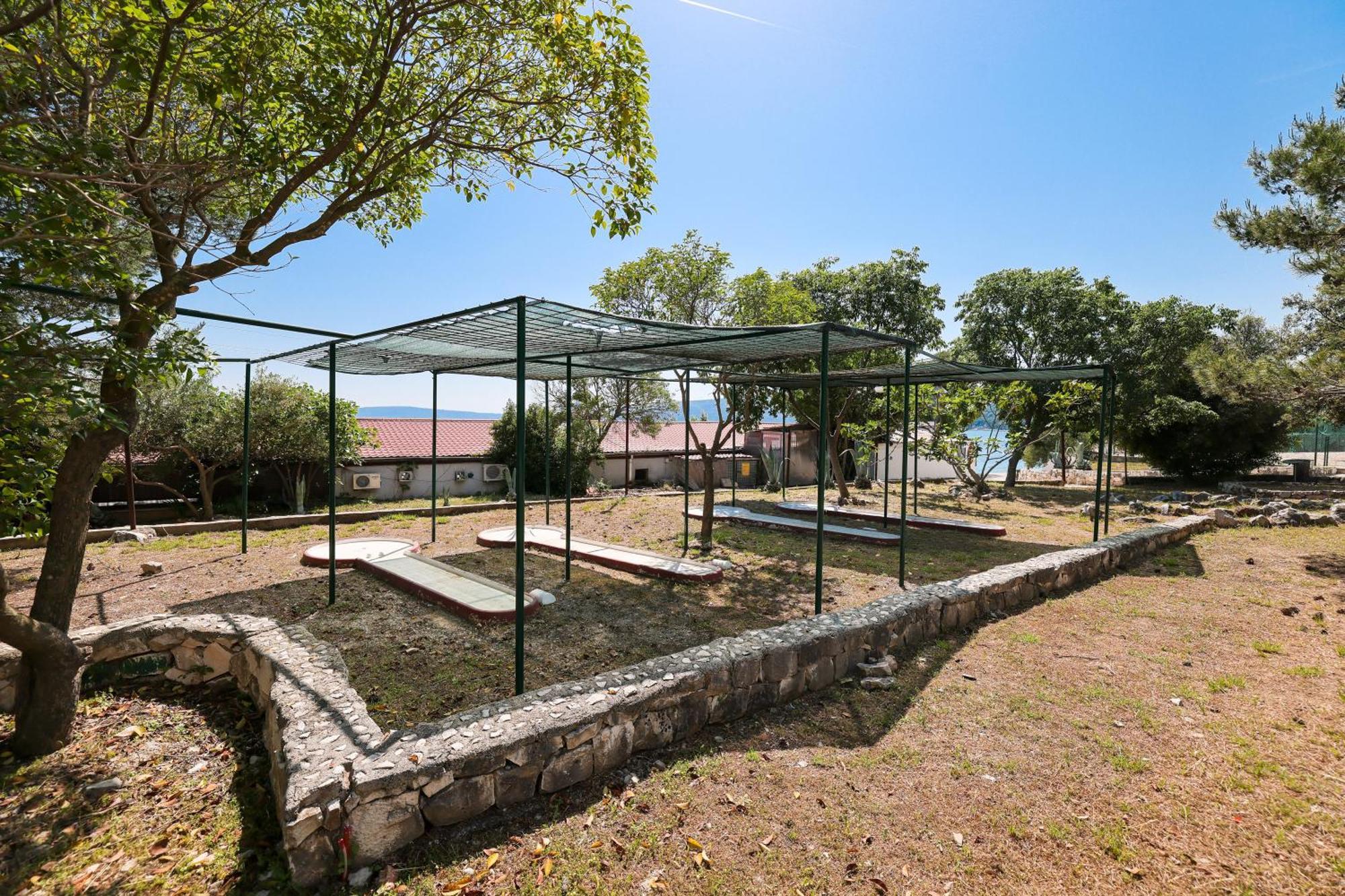 Apartments Medena Budget Trogir Exterior foto